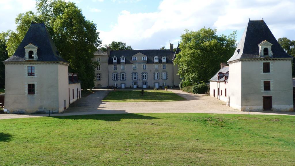 Chateau Du Golf De La Freslonniere Le Rheu Exterior photo